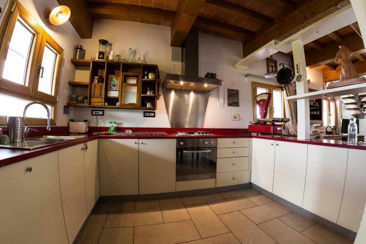 Bed and Breakfast La Piccola Torre à Scandiano Extérieur photo